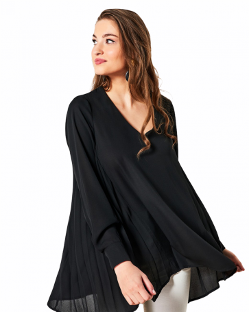 Blouse Lynne with pleated details Black