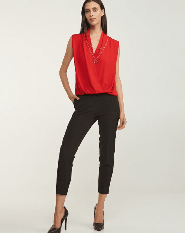 Lynne blouse with detachable necklace Red