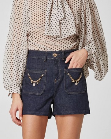 Jean shorts Lynne with decorative chains Blue