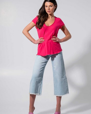 Maki Philosophy flame blouse with "v" and short sleeves Fuchsia