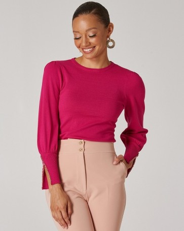 Lynne knitted blouse with decorative chain on the cuff Magenta